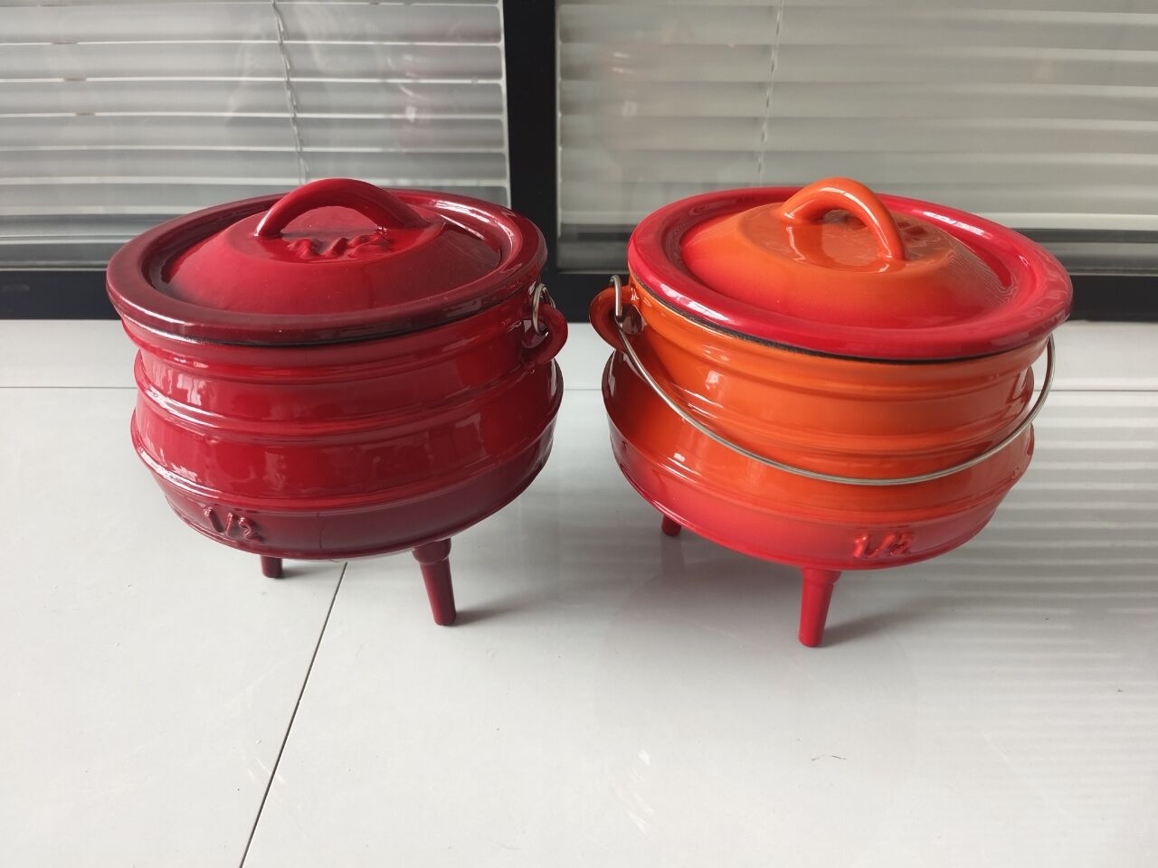1/2# Cast Iron Enamel Dutch Ov - Camp Dutch Oven Cast のレビューと価格
